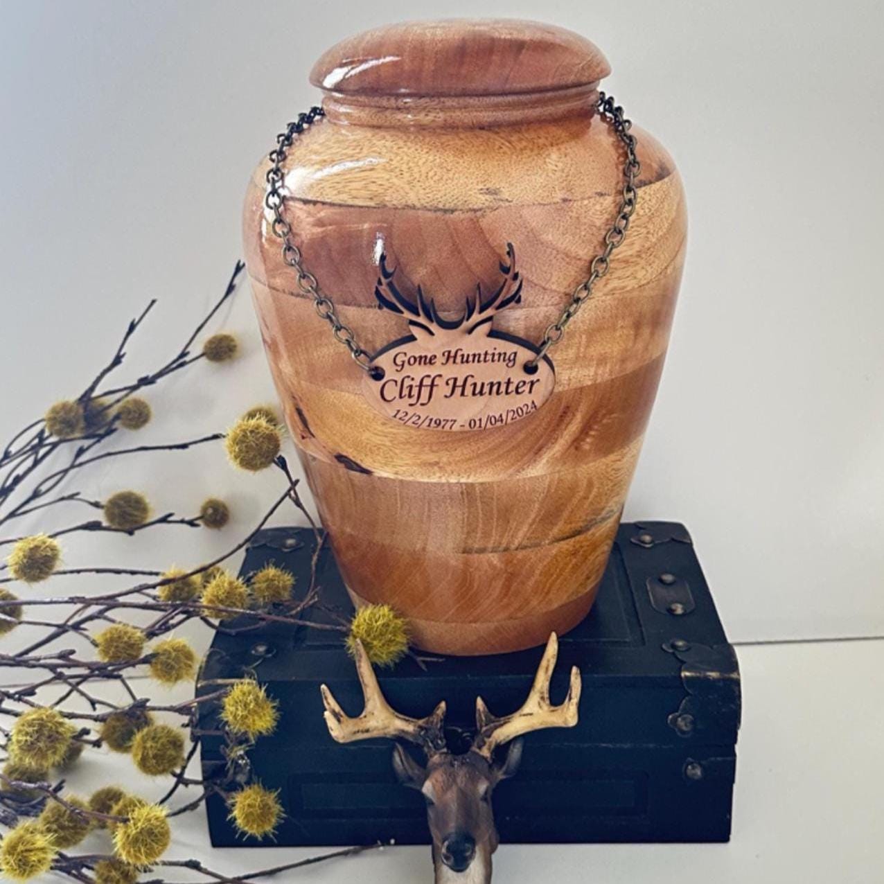 Engraved Wooden Hunting Urn Tag: Personalized Memorial Name Plaque