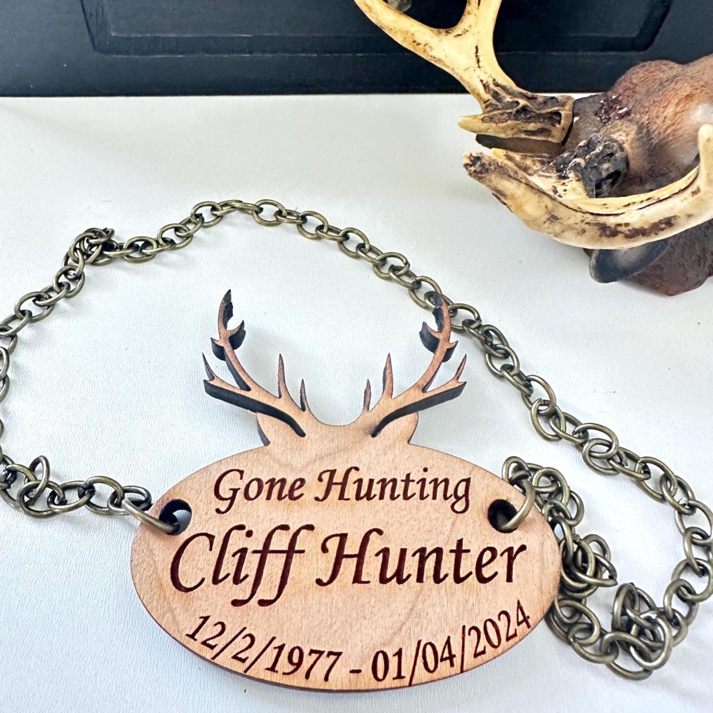 Engraved Wooden Hunting Urn Tag: Personalized Memorial Name Plaque